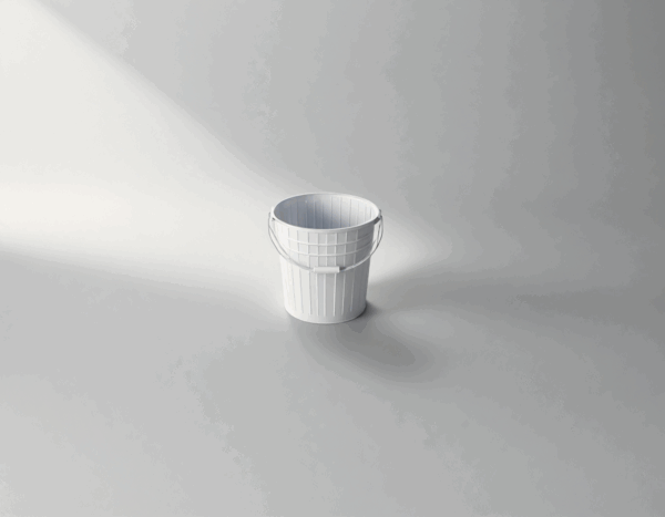 Plastic bucket